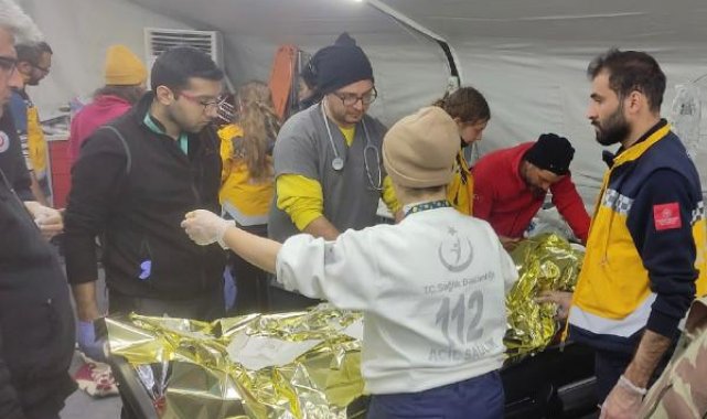 Hatay'da iki mucize daha; Mustafa ve Mehmet 261 saat sonra sağ çıkarıldı