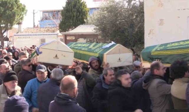 Hatay'dan gelen cenazeler Ayvalık'ta toprağa verildi