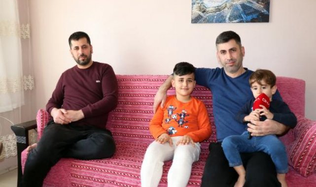 Hataylı depremzede: Şiddetli sallantıda 2 metre mesafedeki çocuklarıma ulaşamadım