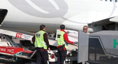 Hataysporlu Atsu'nun cenazesi İstanbul'a gönderildi