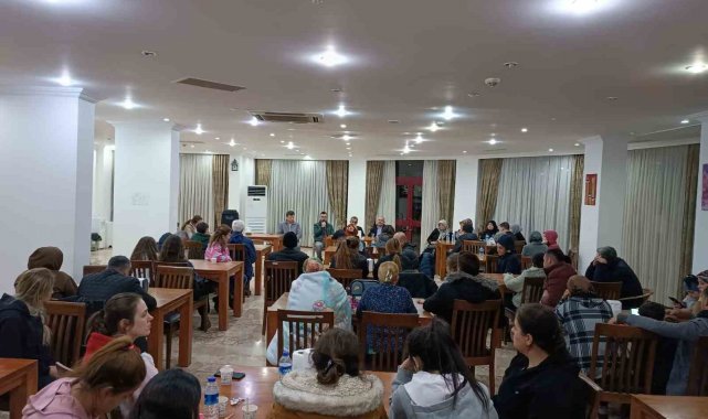 Hayatını kaybeden depremzedeler için Kur'an-ı Kerim okundu