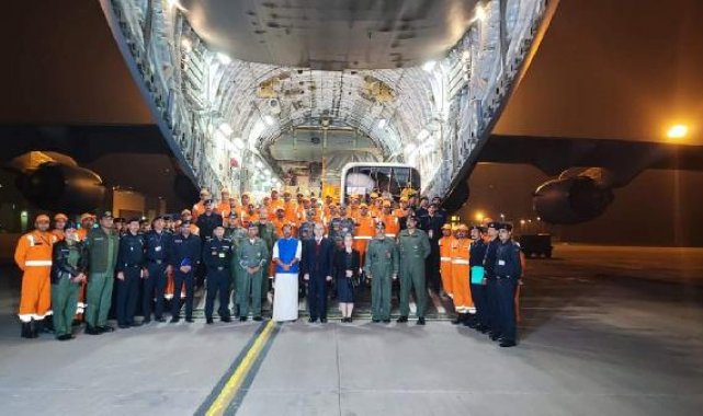 Hindistan ekiplerinin Dost Operasyonu devam ediyor