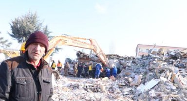 İlk depremden kurtulan emekli öğretmen ile kızı, ikinci depremde enkaz altında kaldı