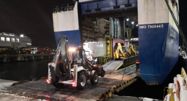 İş makinalarını taşıyan ikinci gemi de İskenderun'a gitti