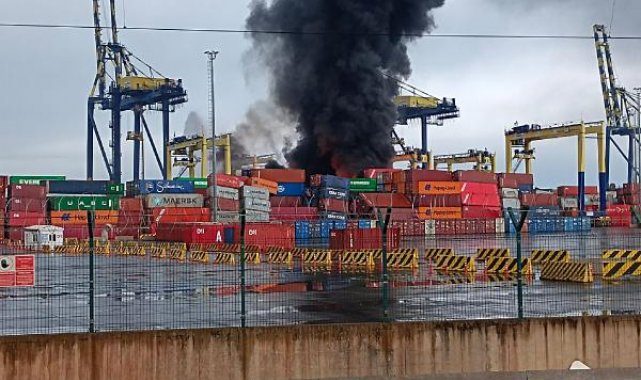 İskenderun Limanı'nda depoda yangın