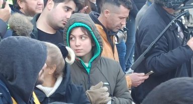 İskenderun'da 102'nci saatte aynı enkazdaki 9 kişiden 6'sı kurtarıldı