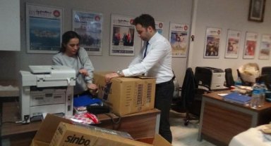 İstanbul Adliyesi personelinden depremzedelere yardım kolileri