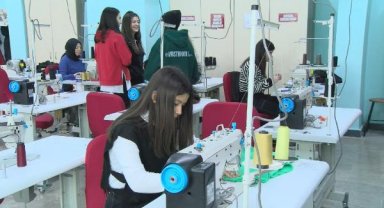 İstanbul'da meslek liseleri depremzedeler için üretiyor