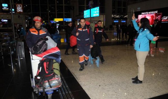 İstanbul'dan deprem bölgesine arama kurtarma ekipleri gidiyor- 1