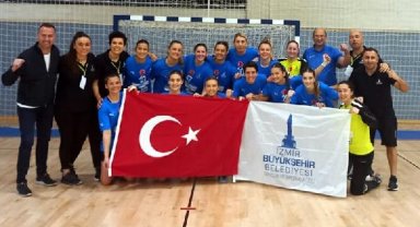 İzmir BŞB Avrupa'da yarı final arıyor