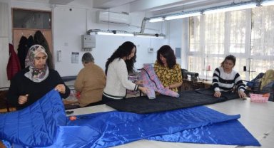 İzmirli depremzedelerden afet bölgesine destek