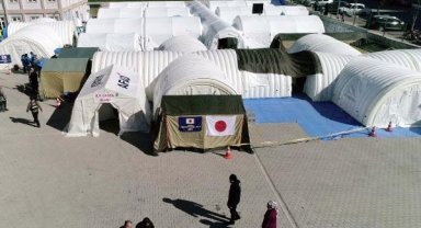 Japon hekimler, Gaziantep'te sahra hastanesi kurdu