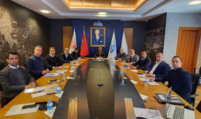 Kadooğlu'ndan kenetleme vurgusu