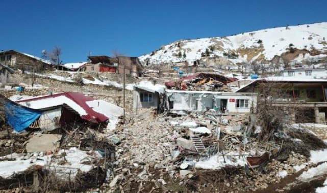 Kahramanmaraş'ın en zirvedeki dağ köyünde 130 evden 20 ev kaldı