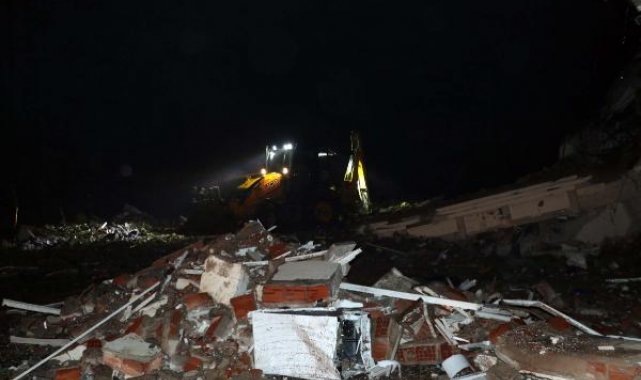 Kahramanmaraş'ta arama- kurtarma çalışmaları devam ediyor