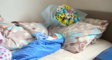 Kahramanmaraş'ta depremi yaşayıp, Gümüşhane'de 4'üncü çocuklarını kucakladılar
