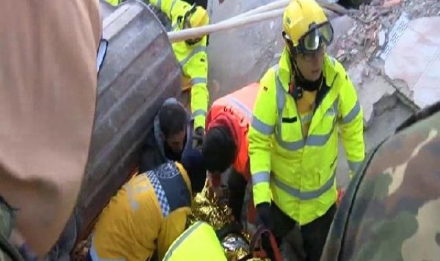 Kahramanmaraş'ta otel enkazından 52 saat sonra yaralı kurtarıldı