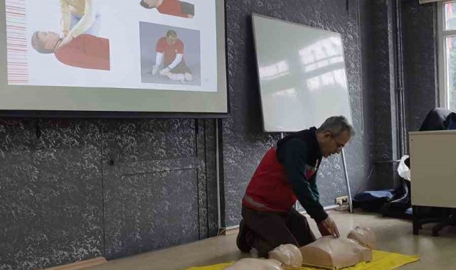 Kantin ve yemekhane çalışanlarına ilk yardım eğitimleri verildi