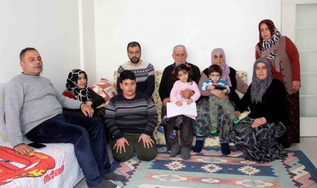 Kapılarını depremzedelere açan hayırsevereler fırsatçıları utandırdı
