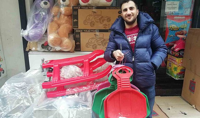 Kar yağışı esnafı da umutlandırdı