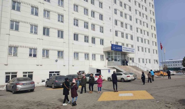 Karaman'da GSB yurtlarına depremzedelerin yerleştirilmesi sürüyor