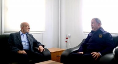 Karamollaoğlu, Hatay'da Bakan Akar ile görüştü
