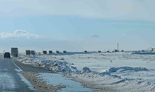 Kardeş Azerbaycan yardım konvoyu deprem bölgesine gidiyor