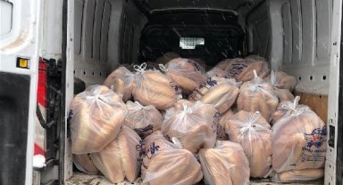 Kars'tan depremzedelere 15 bin ekmek