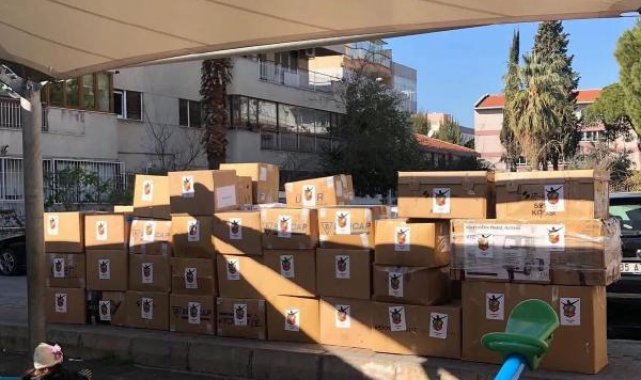 Karşıyaka taraftarlarından bin 300 çocuk kabanı