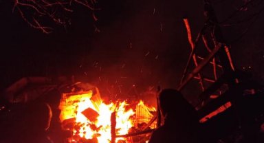 Kastamonu'da 2 ahşap ev yandı