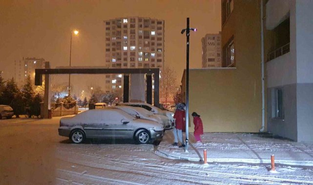 Kayseri sallandı, vatandaşlar sokağa döküldü