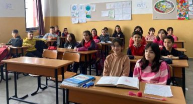 Kayseri'de bin 546 depremzede öğrenci eğitime başladı