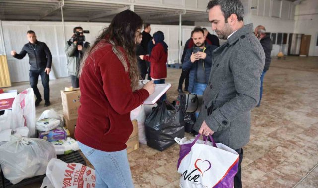 Kepez'den deprem bölgesine yürekleri ısıtan bağış