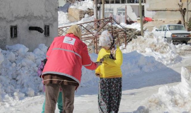 Kızılay bin 648 köye yardım götürdü