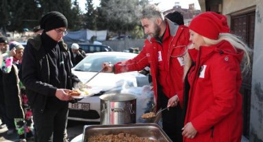 Kızılay'ın il il yemek dağıtım noktaları