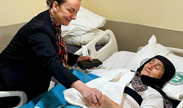 Kocaeli'ye gelen yaralı depremzedeler hastanelerde tedavi görüyor