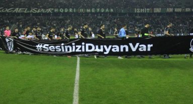 Kocaelispor ile Sakaryaspor depremzedeler için oynadı