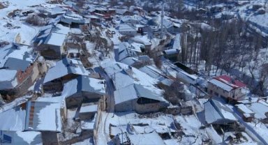 Kozluca'da bir köy neredeyse yok oldu