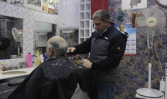 Kuaförler müşterileri için zammı erteliyor
