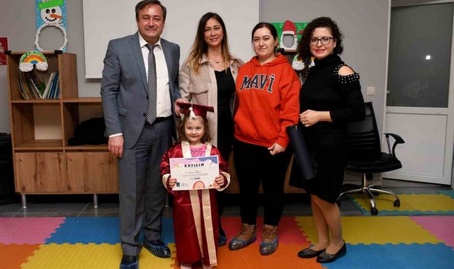 Kuşadalı minikler sertifika heyecanı yaşadı