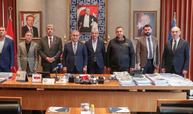 Kütahya Halk Otobüsleri Kooperatifi'nden depremzedeler yardım