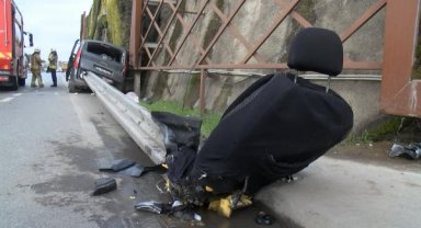 Maltepe'de bariyer araca girdi; koltuk dışarı çıktı