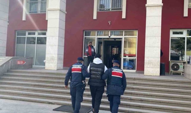 Manisa'da firariler jandarma engeline takıldı