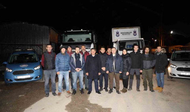 Manisa'dan 5 bin kişiye yemek çıkarabilecek araç Adıyaman'a gönderildi
