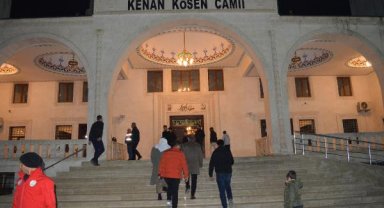 Mardin ve Batman'da Miraç Kandili'nde depremzedelere dua edildi