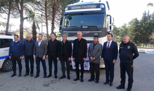Marmaris tek yürek oldu, deprem bölgelerine yardımlar gönderilmeye devam ediyor