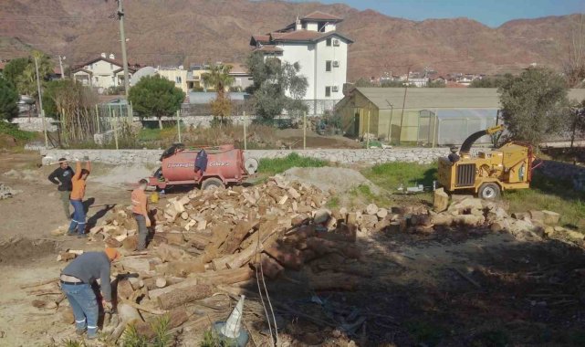 Marmaris'ten depremzedelere yakacak yardımı