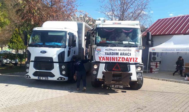 Marmarisliler depremzedelere yardım için seferber oldu