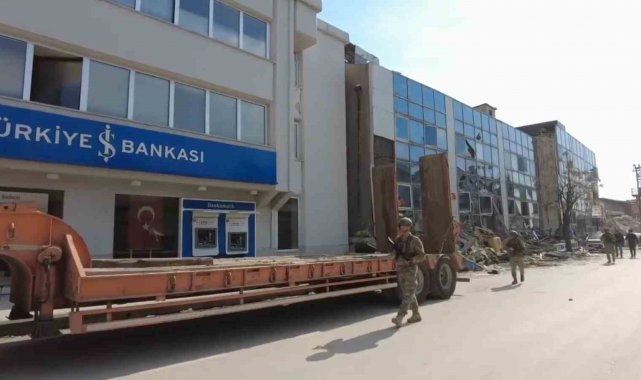 Mehmetçik Hatay'da asayiş faaliyetlerine aralıksız devam ediyor