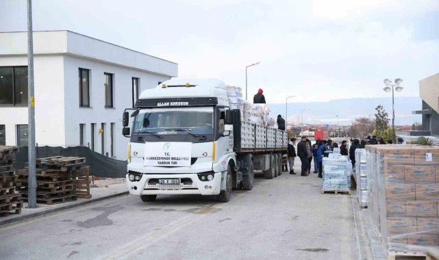 Merkezefendi'nin mobil aşevi deprem bölgesinde hizmet verecek